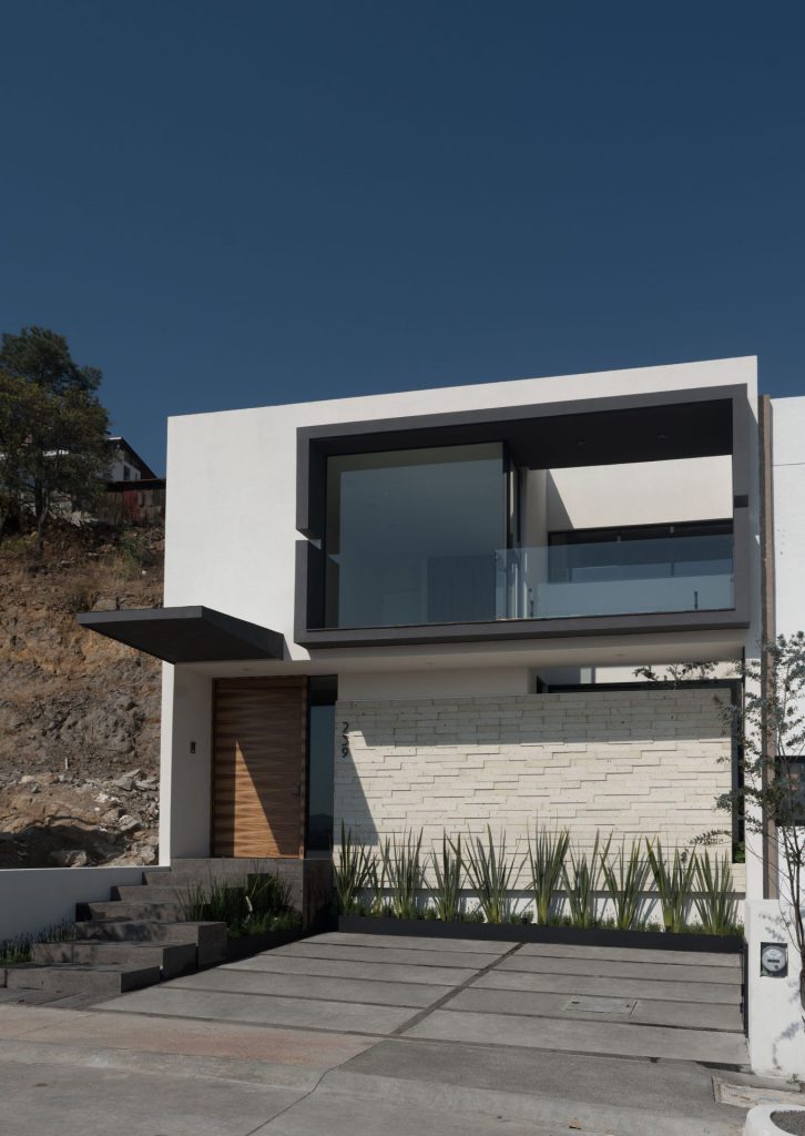 CasaAltozano_1_fachada-1361x1920