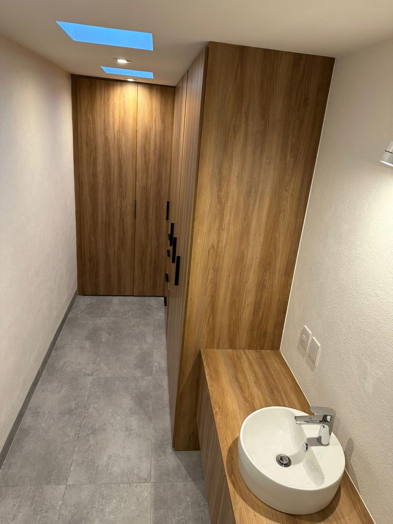 qalb-canadas-house-M15-30-7