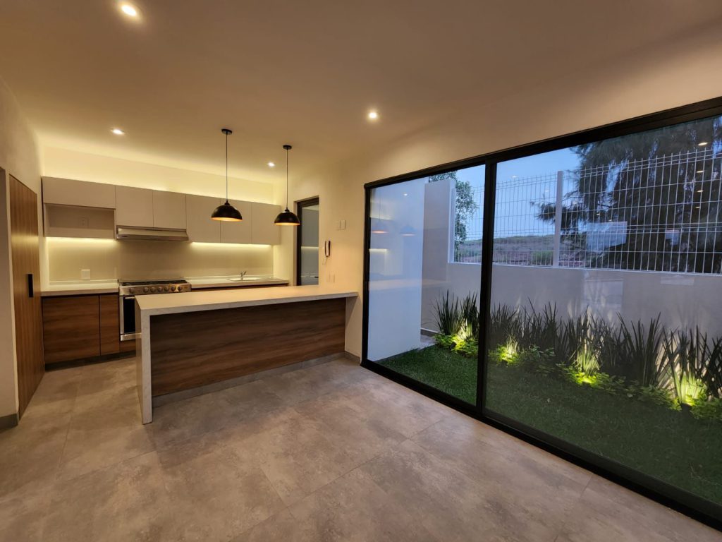 qalb-canadas-house-M15-30-9